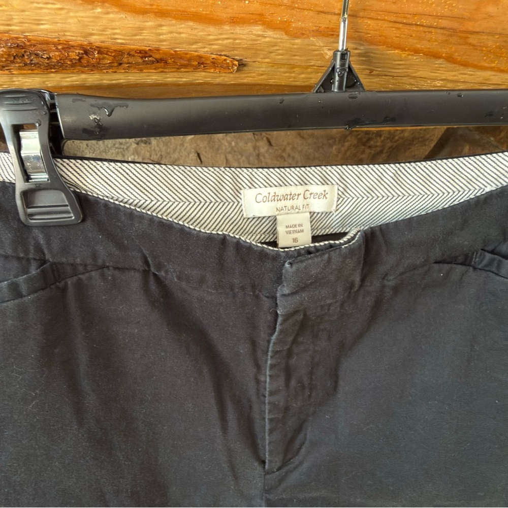 Coldwater Creek Women’s Black Chinos - Picture 3 of 5